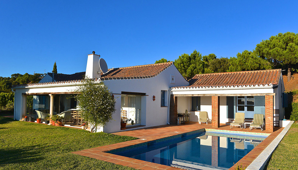 ZC116 Villa to rent in Western Andalucia