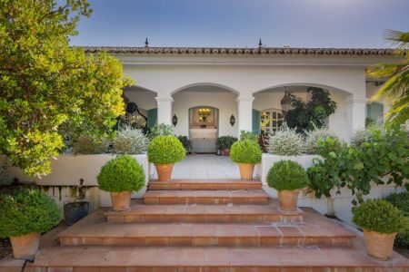 ZC112 Classical country villa in Ronda