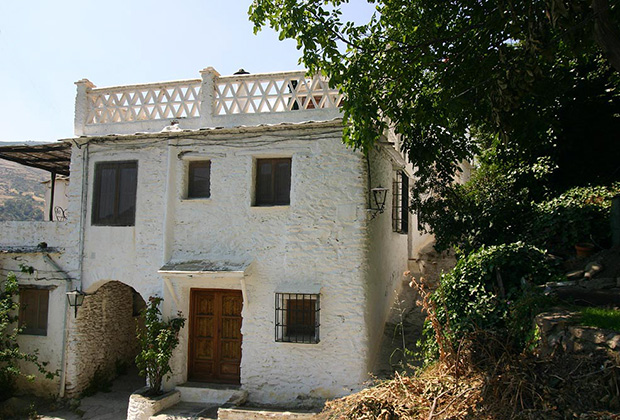 ZA67 Traditional old Moorish house in Bubión