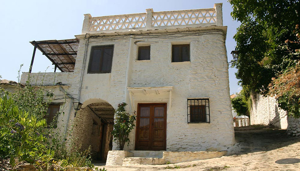 ZA67 Traditional old Moorish house in Bubión