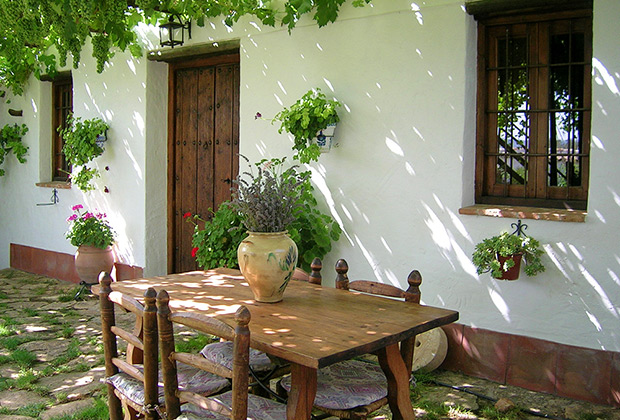 ZM26 Spanish rural cottage in Fuentes