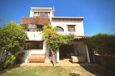 ZL25 Beautiful villa in Valley of Happiness